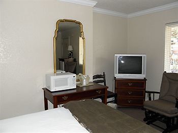 Smokyland Motel - Gatlinburg Ngoại thất bức ảnh